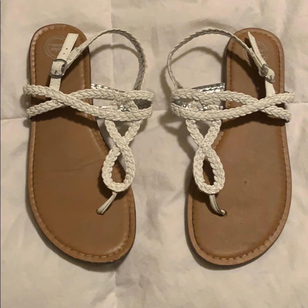 Girls | Size 4 | White Sandal